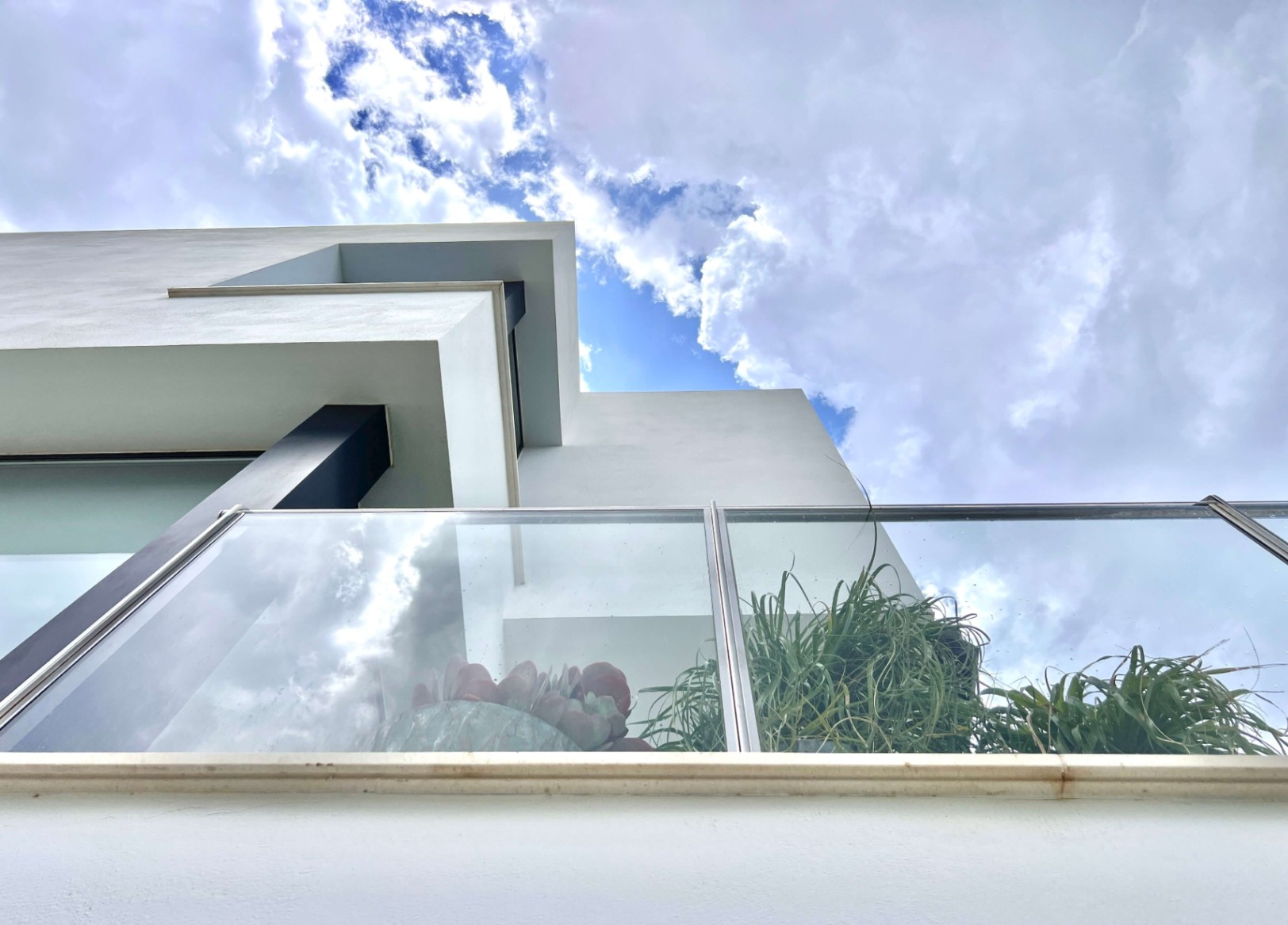 Moderne Villa mit herrlicher Aussicht in Beniarbeig